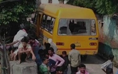 Fifty school kids rescued using ropes in Rajasthan's Dausa