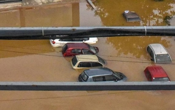Monsoon updates: Heavy rain creates flood-like situation in several parts of north India