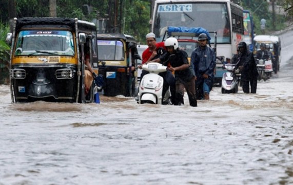 Kerala Floods: Several houses waterlogged in Kochi