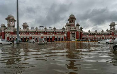 Water logging in Lucknow airport causes severe chaos