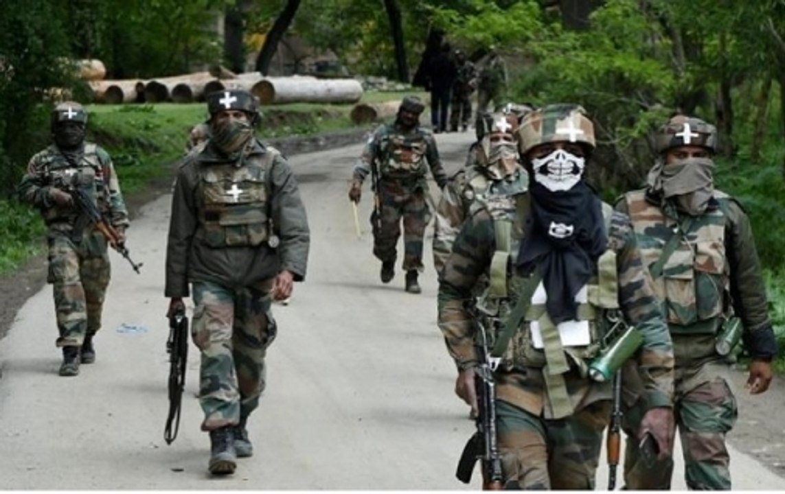 Abducted cop released by militants in Kashmir