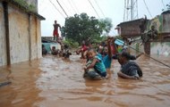 Gujarat: Lower sea level areas in Navsari district lashed by heavy rain