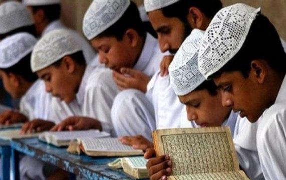 Uttar Pradesh government suggests new dress code for madarsa students
