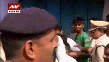 Slogans raised against Nitish at Poll booth