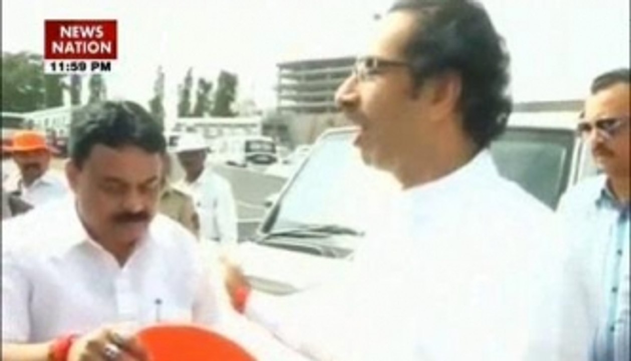 Sena threatens Pak actors