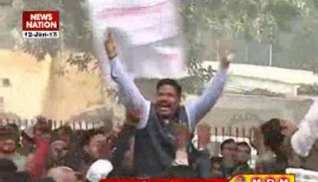 7 PM top news headlines