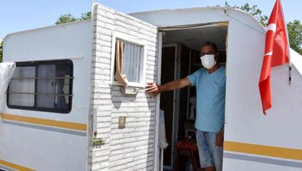 Kirasını artıran ev sahibine kızan vatandaş, karavanda yaşamaya başladı