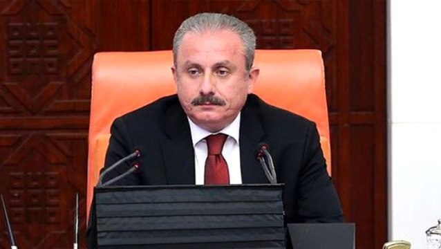 Meclis Başkanı Şentop'tan, AVM'ler açık, Meclis neden kapalı? sorusuna dikkat çeken yanıt: Gündemde acil bir şey yok