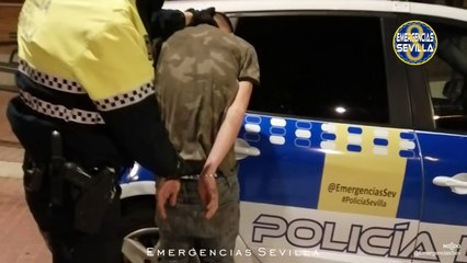 Dos detenidos tras un robo con fuerza en una oficina bancaria