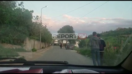 Report TV -Në Kombinat qytetarët shëtisin në grup dhe pas orës 17:30, asnjë ndërgjegjësim