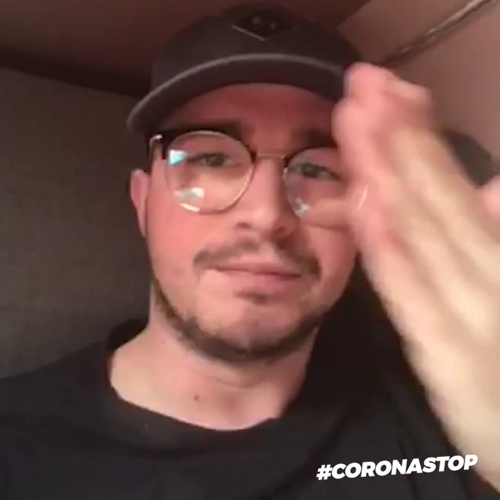 Bien adopter les gestes barrières avec Jimmy Labeeu