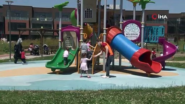 Bursa’da yaklaşık 2 ayın ardından çocuklar toprakla buluştu