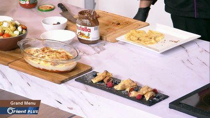 طريقة عمل الكريب كطبق رئيسي محشو بالدجاج وحلويات بالشوكولا وسلطة الفيزلي مع الريحان - Grand Menu