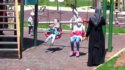 14 yaş altı çocuklar uzun bir aradan sonra sokağa çıktı