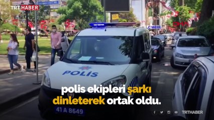 Polis çocukların neşesine "Arkadaşım Eşek" ile ortak oldu