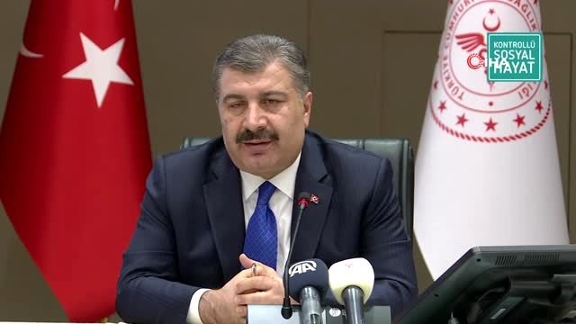 Sağlık Bakanı Fahrettin Koca, gazetecilerin sorularını yanıtladı