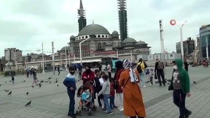 Taksim Meydanı'nda çocuk sesleri