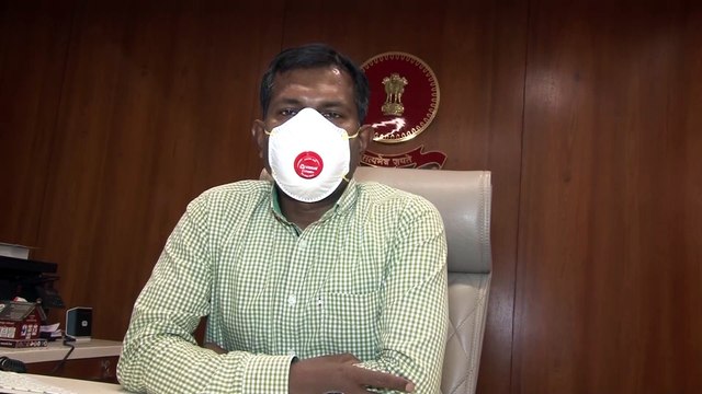 OUT STATE MIGRANTS TO WAIT IN THEIR HOME FOR CALL FROM MAMLATDAR OFFICER APPEALS AHMEDABAD COLLECTOR