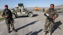 توتر جديد بأفغانستان.. أميركا تحض طالبان والحكومة على التعاون