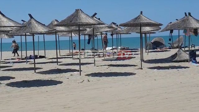 Report TV - Qytetarët harrojnë virusin, shfaqen pushuesit e parë në plazhet e Golemit e të Vlorës