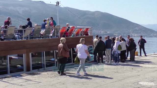 “Ekonomia shqiptare do vuajë pasojat më të rënda në 20 vitet e fundit” - Lajme - Vizion Plus