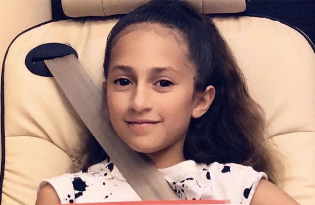 Jennifer Lopez's daughter Emme is writing a book
