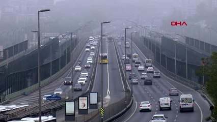 İSTANBUL'DA SİS ETKİLİ OLUYOR