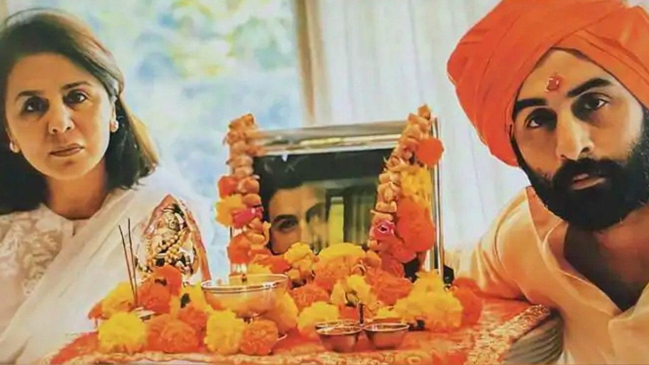 Is Ranbir Kapoor Not Staying With Mom Neetu After Rishi Kapoor's Demise?