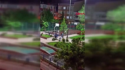 Sultangazi'de polis sirenini duyan çocuklar böyle kaçıştılar