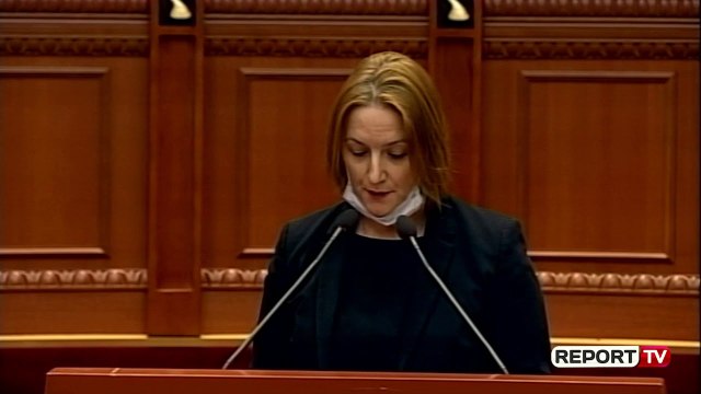 Report TV - Anila Denaj: Naftëtarët e Ballshit kanë pagën e luftës në llogaritë e tyre