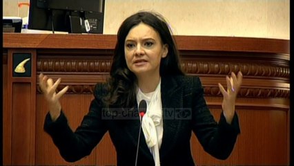 Top News - Replikat për teatrin/ Spiropali-tru-shplarë,Hajdari-të vijë turp