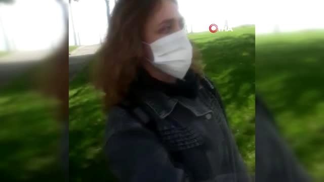 İşe giderken başıboş köpeklerin saldırısına uğradı