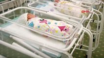 Ukrayna'da taşıyıcı annelerin doğurduğu bebekler koronavirüs sebebiyle elde kaldı
