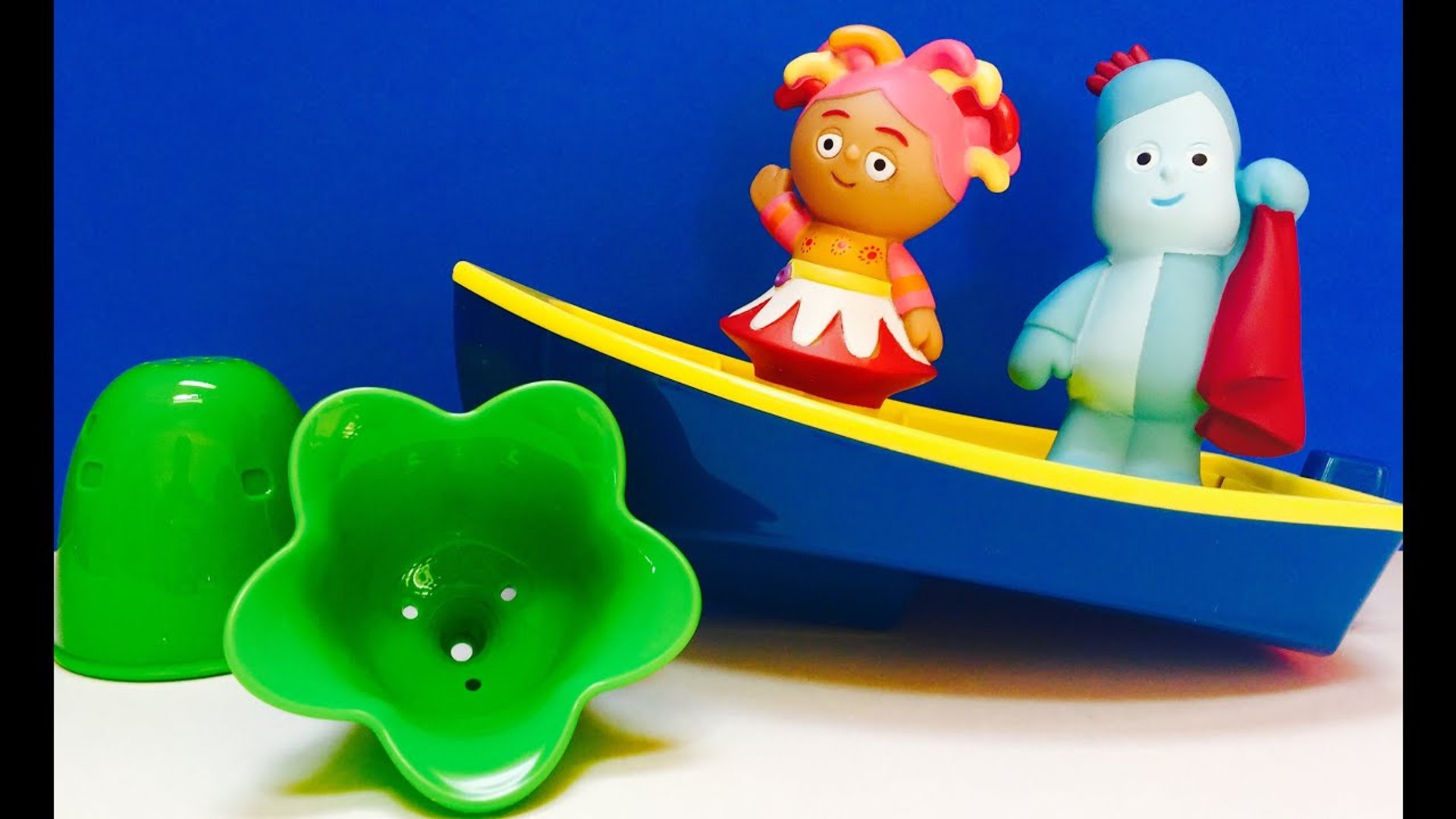 in the night garden iggle piggle's lightshow bath time boat