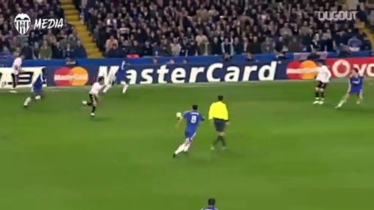 Le joli but de Silva avec Valence contre Chelsea