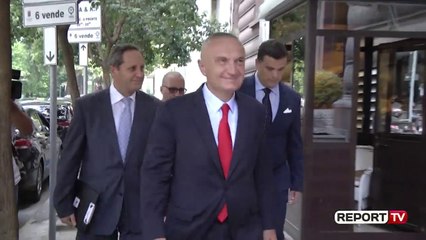 Report TV -Qeveria i kaloi Teatrin bashkisë, Meta çon vendimin në Kushtetuese: Tejkaluat kufirin!