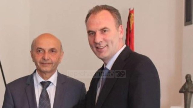 Top News - LDK firmos me nismën/ Limaj-vendi, një qeveri që i përgjigjet