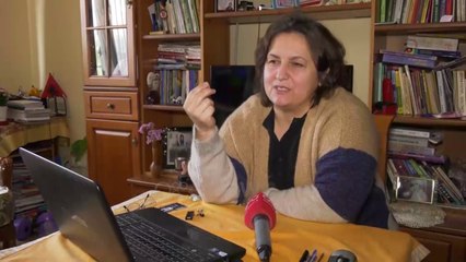 Mësimi online në shtëpinë e zyshë Pinës, situatën e pandemisë e krahason me 1997