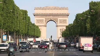 França vai investir bilhões para resgatar turismo