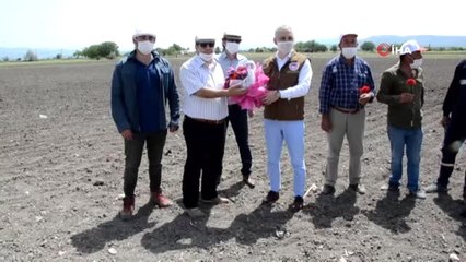 Kırkağaç'ta Kavun tohumu toprakla buluştu