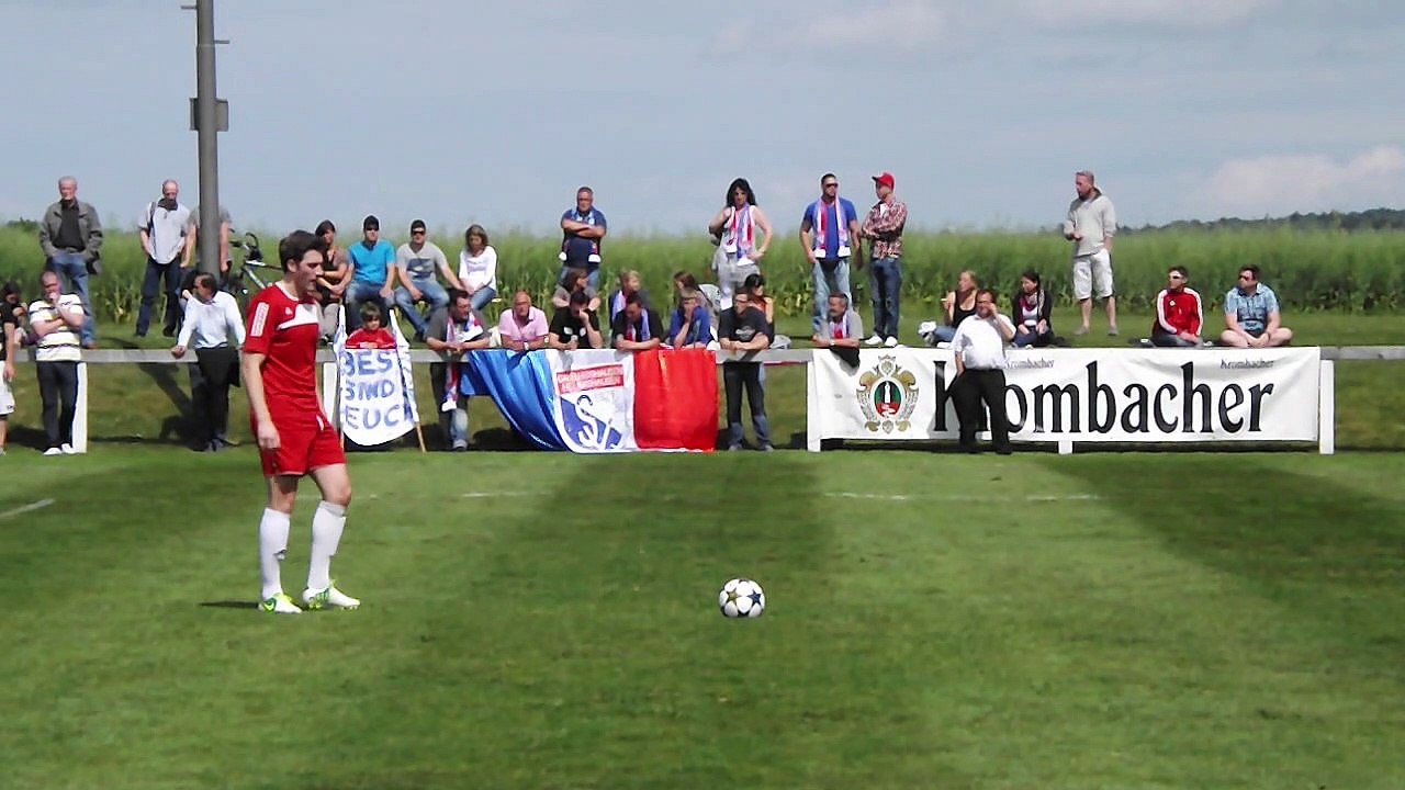 Elfmeter vom TSV Holzerode wird gehalten