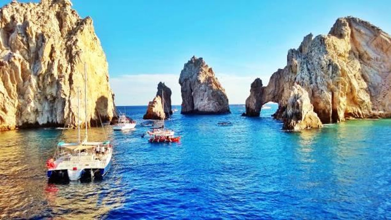 Los Cabos Details Phased Reopening for Tourists in June — What to Know