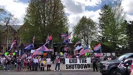 Anti-lockdown protesters filled the sidewalks in front of Minnesota Governor Tim Walz's home
