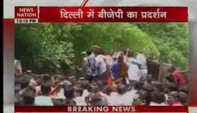 BJP workers protest against erratic power supply outside CM Kejriwal's residence