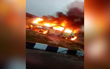 Couple burnt alive in car in Gujarat