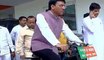 Mansukh Mandaviya cycles to President's House