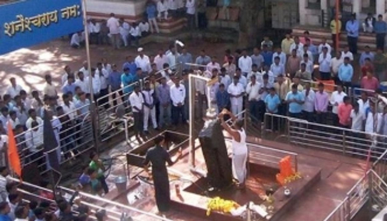 Women now allowed to enter Shani Shingnapur temple
