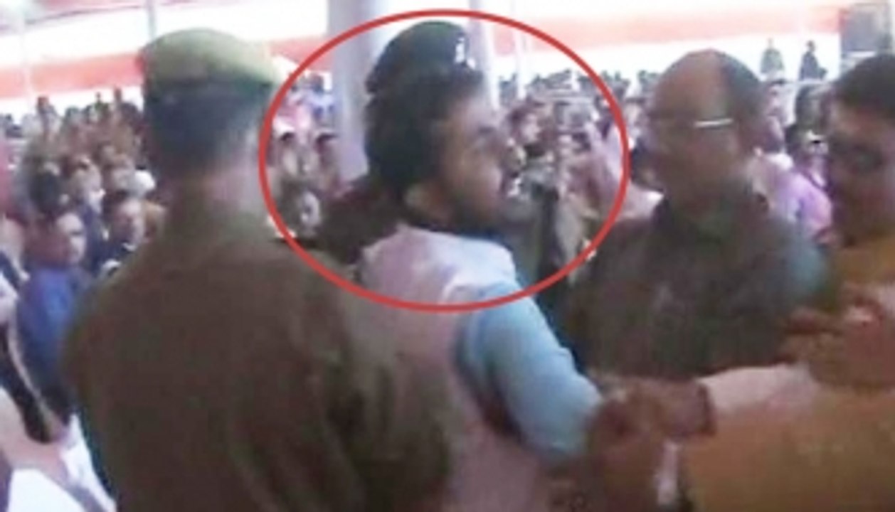Protests at Modi's BHU function