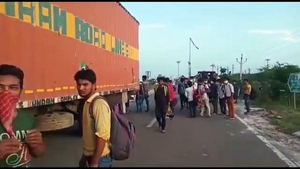 கன்டெய்னர் லாரியில் ஏறி ஸ்ரீபெரும்புதூரிலிருந்து உத்திரபிரதேசம் மாநிலம் செல்ல முயன்ற 40 தொழிலாளர்கள் மீட்பு!