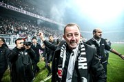 Beşiktaş Teknik Direktörü Sergen Yalçın, koronavirüs testinin negatif çıktığını söyledi